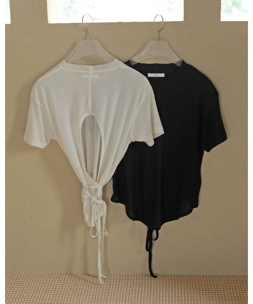 anuke（アンヌーク）の「Sheerrib Backopen T-shirts（Tシャツ/カットソー・レディース・ブラック/アイボリー・FREE）」の7枚目の写真