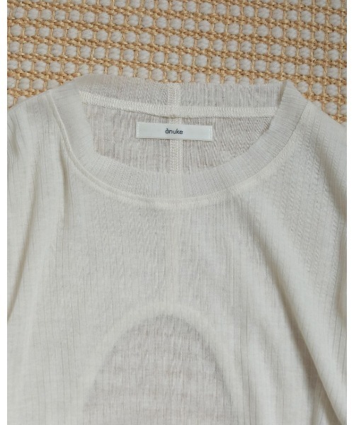 anuke（アンヌーク）の「Sheerrib Backopen T-shirts（Tシャツ/カットソー・レディース・ブラック/アイボリー・FREE）」の9枚目の写真