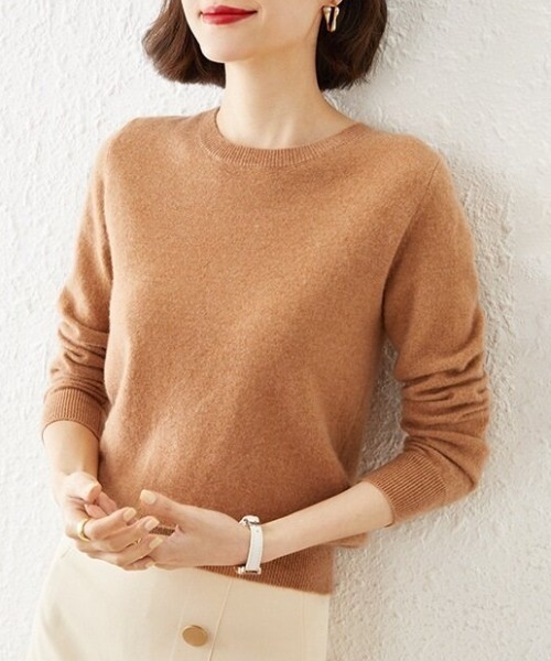 cammie（キャミー）の「クルーネックシンプルニット（ニット/セーター・レディース・キャメル/ブラック/ブルー/オフホワイト・M/L）」の22枚目の写真