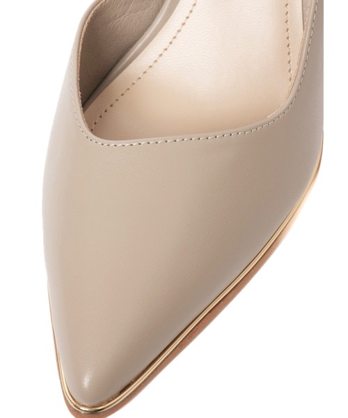 R&E（アールアンドイー）の「【R&E】ゴールドパイピングソールサイドオープンパンプス（パンプス・レディース・ブラック/ベージュ/ブラック系その他/ピンクベージュ・22.0cm/23.5cm/23.0cm/22.5cm/24.5cm/24.0cm）」の8枚目の写真