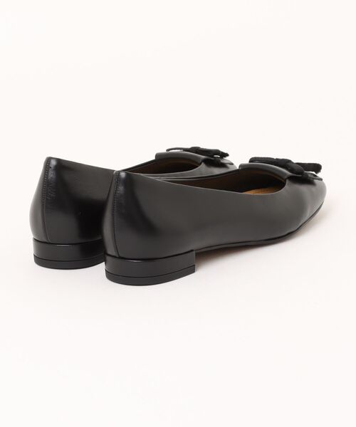 MACKINTOSH PHILOSOPHY(マッキントッシュ フィロソフィー)の「リボンモチーフカッターパンプス(パンプス・レディース・ネイビー/ブラック・23.0cm/23.5cm/24.0cm/24.5cm/22.5cm)」の4枚目の写真