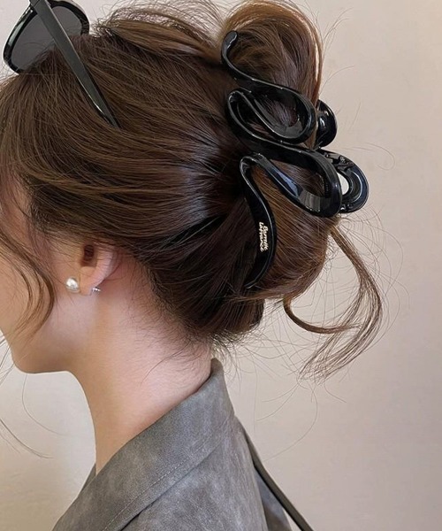 Miniministore（ミニミニストア）の「バンスクリップ大人 ヘアクリップおしゃれ（バレッタ/ヘアクリップ・レディース・スモークピンク/アイボリー/ブラック/ライトブラウン/ダークブラウン・FREE）」の6枚目の写真