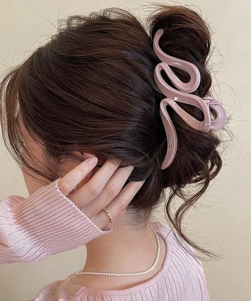 Miniministore（ミニミニストア）の「バンスクリップ大人 ヘアクリップおしゃれ（バレッタ/ヘアクリップ・レディース・スモークピンク/アイボリー/ブラック/ライトブラウン/ダークブラウン・FREE）」の12枚目の写真
