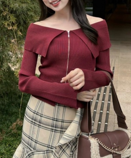 rienda（リエンダ）の「フロントZIPリブニットTOP 秋服 冬服 秋服 冬服（ニット/セーター・レディース・グレー/レッド/ライトブラック・FREE）」の3枚目の写真