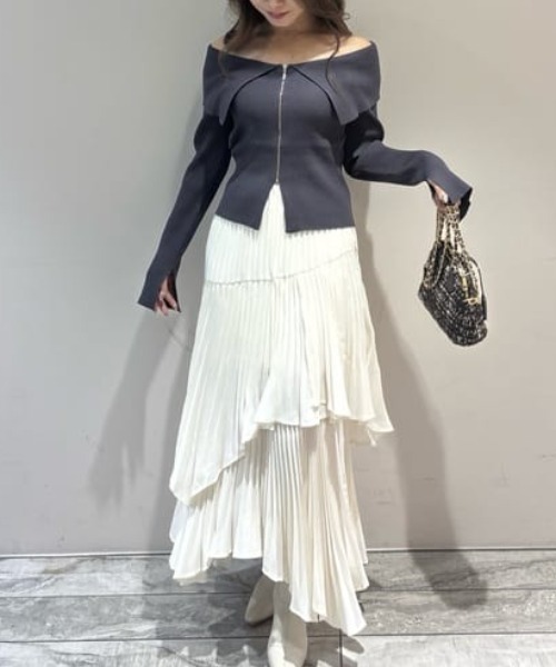 rienda（リエンダ）の「フロントZIPリブニットTOP 秋服 冬服 秋服 冬服（ニット/セーター・レディース・グレー/レッド/ライトブラック・FREE）」の15枚目の写真