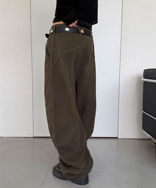 4INT.(フォイント)の「ローライズ バルーン コットン ワイド パンツ(その他パンツ・レディース・カーキ・S/M)」の5枚目の写真