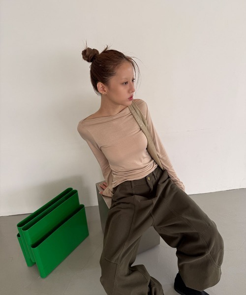 4INT.(フォイント)の「ローライズ バルーン コットン ワイド パンツ(その他パンツ・レディース・カーキ・S/M)」の14枚目の写真