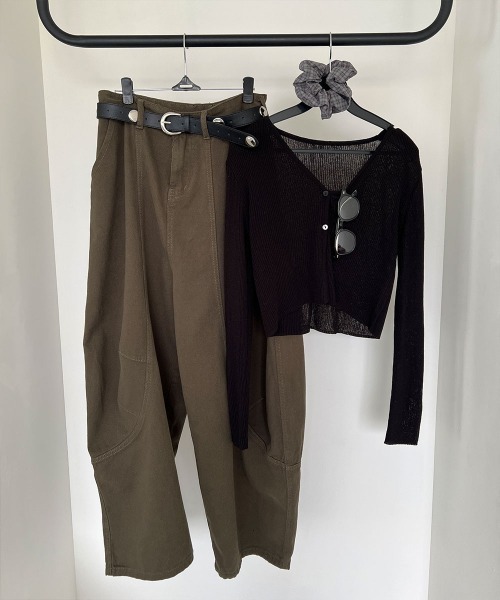 4INT.(フォイント)の「ローライズ バルーン コットン ワイド パンツ(その他パンツ・レディース・カーキ・S/M)」の22枚目の写真