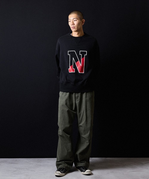 NUMBER (N)INE(ナンバーナイン)の「VINTAGE GAZETTE N-LOGO CREWNECK SWEATSHIRT / ヴィンテージ ガゼット ツートーン アルファベット ロゴ クルーネック スウェット(スウェット・メンズ・ブラック/オートミール・2/3/4)」の21枚目の写真