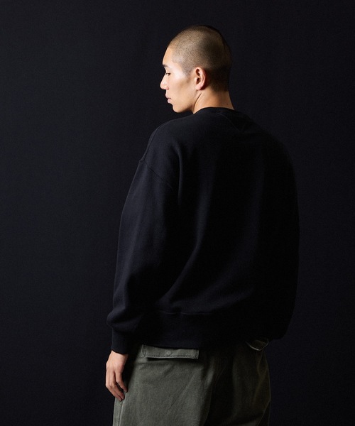 NUMBER (N)INE(ナンバーナイン)の「VINTAGE GAZETTE N-LOGO CREWNECK SWEATSHIRT / ヴィンテージ ガゼット ツートーン アルファベット ロゴ クルーネック スウェット(スウェット・メンズ・ブラック/オートミール・2/3/4)」の19枚目の写真