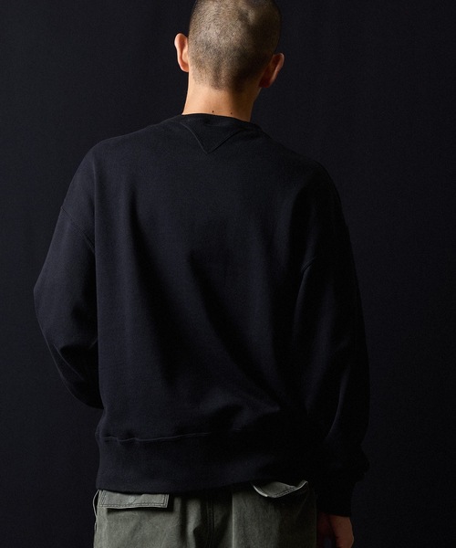 NUMBER (N)INE(ナンバーナイン)の「VINTAGE GAZETTE N-LOGO CREWNECK SWEATSHIRT / ヴィンテージ ガゼット ツートーン アルファベット ロゴ クルーネック スウェット(スウェット・メンズ・ブラック/オートミール・2/3/4)」の20枚目の写真