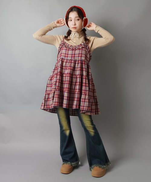 SPINNS（スピンズ）の「重ねても一枚でも使える♪配色メロウシアーカットソー（ニット/セーター・レディース・ワイン/アイボリー/ベージュ・ONESIZE）」の16枚目の写真