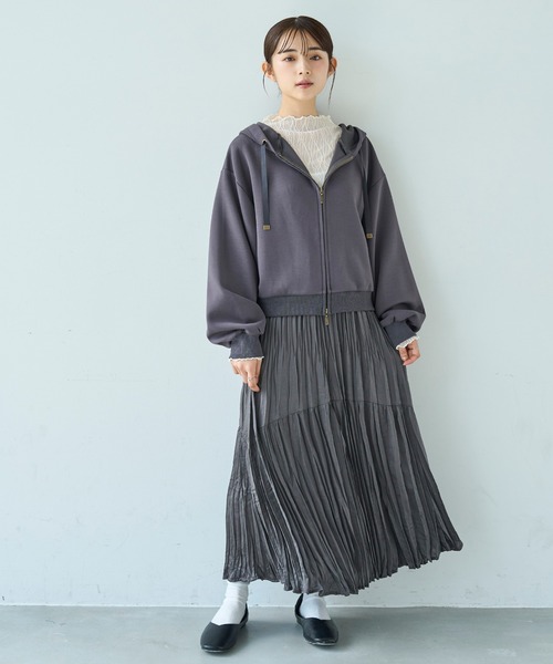 mil（ミル）の「クロップド ダブルジップパーカー【588108】（パーカー・レディース・チャコールグレー/ブラック/アイボリー・ONESIZE）」の6枚目の写真