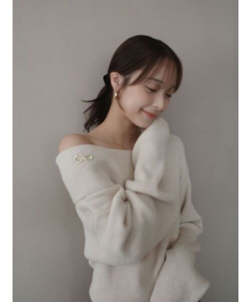 LAGUNAMOON（ラグナムーン）の「アシンメトリーカラーニットプルオーバー（ニット/セーター・レディース・レッド/ネイビー/ベージュ・FREE）」の10枚目の写真