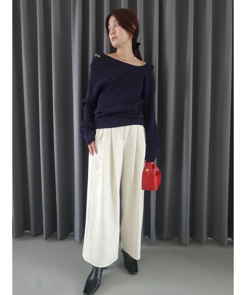 LAGUNAMOON（ラグナムーン）の「アシンメトリーカラーニットプルオーバー（ニット/セーター・レディース・レッド/ネイビー/ベージュ・FREE）」の15枚目の写真