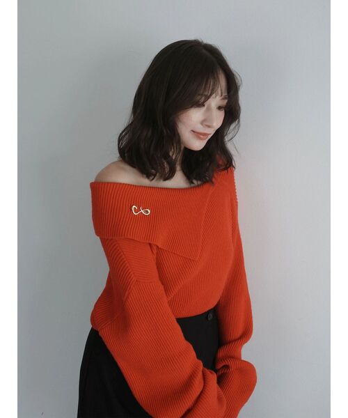 LAGUNAMOON（ラグナムーン）の「アシンメトリーカラーニットプルオーバー（ニット/セーター・レディース・レッド/ネイビー/ベージュ・FREE）」の16枚目の写真