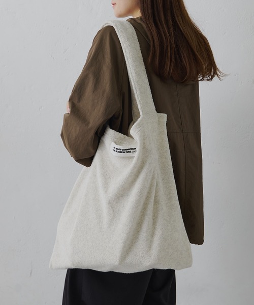 FEEL GOOD CONNECTION AND BLISSFUL TIME(フィールグッドコネクションアンドブリスフルタイム)の「パイルBIGトートBAG(トートバッグ・レディース・オートミール/ブラウン・FREE)」の3枚目の写真
