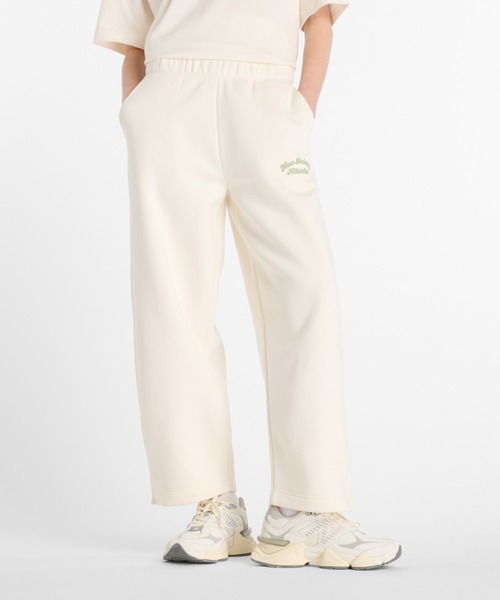NEW BALANCE（ニューバランス）の「ニューバランス New Balance フリースバレルレッグパンツ Linear Heritage（その他パンツ・レディース・ブラック/ライトベージュ・S/M/L）」の2枚目の写真