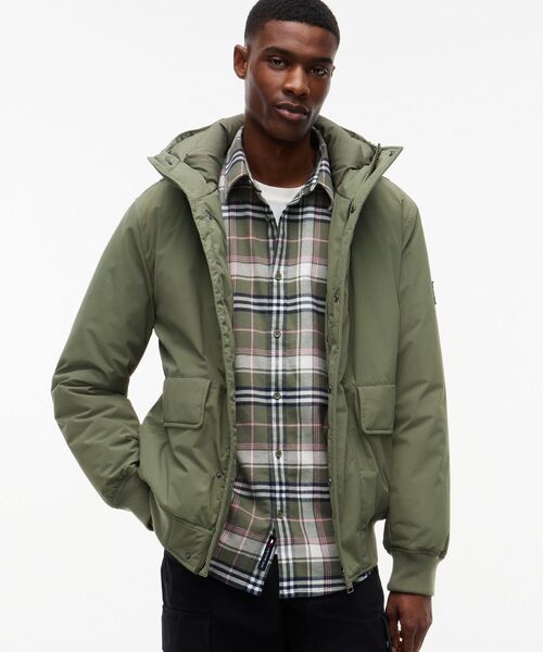 tommy jeans(トミー ジーンズ)の「シティレディボンバージャケット(ブルゾン・メンズ・モスグリーン/ブラック/カーキ系/ブラック系・LARGE/X-LARGE/MEDIUM/SMALL)」の4枚目の写真