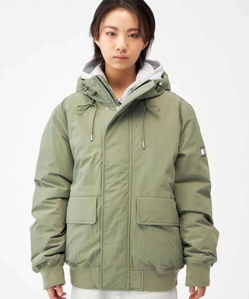 tommy jeans（トミー ジーンズ）の「シティレディボンバージャケット（ブルゾン・メンズ・モスグリーン/ブラック・LARGE/X-LARGE/MEDIUM/SMALL）」の21枚目の写真