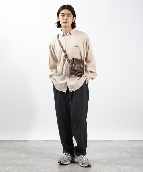 BAYFLOW(ベイフロー)の「ピーチウォッシュドレギュラーシャツ(シャツ/ブラウス・メンズ・ライトブラウン/シルバーグレー/チャコール・MEDIUM/LARGE)」の4枚目の写真