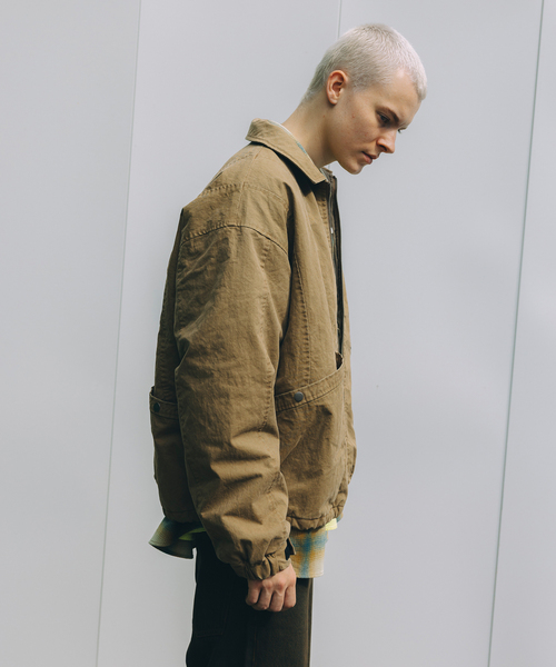 JOURNAL STANDARD（ジャーナルスタンダード）の「エアー フォーム ミリタリー ブルゾン（その他アウター・メンズ・ブラック/ブラウン系その他・MEDIUM/LARGE）」の5枚目の写真