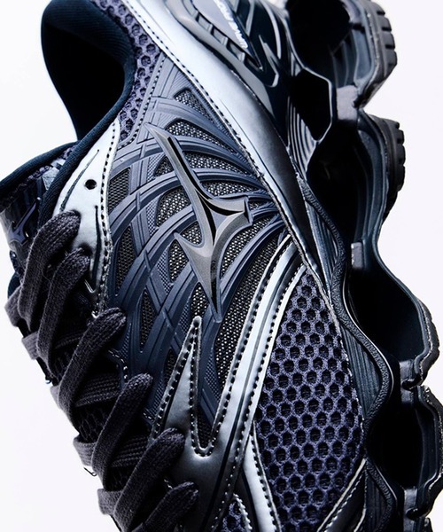 MIZUNO(ミズノ )の「WAVE PROPHECY LS(スニーカー・メンズ・グレー・26.5/27.5/28)」の7枚目の写真