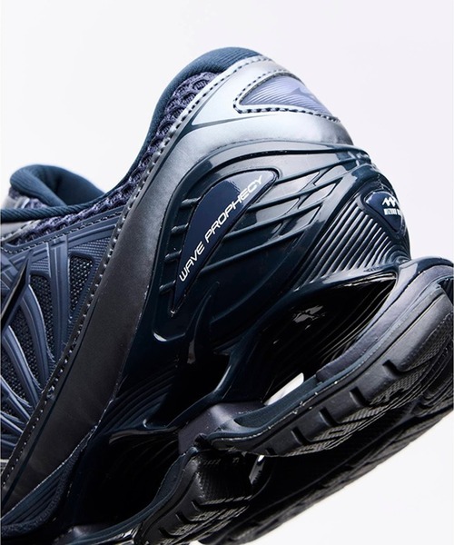 MIZUNO(ミズノ )の「WAVE PROPHECY LS(スニーカー・メンズ・グレー・26.5/27.5/28)」の10枚目の写真