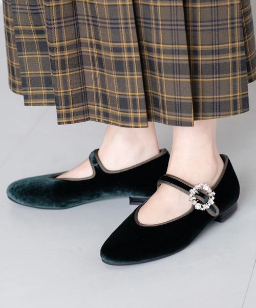 JELLY BEANS(ジェリービーンズ)の「あったか仕様◆ビジューバックルパンプス(113-56029)JELLY BEANS(ジェリービーンズ)(パンプス・レディース・ブラック/ダークグリーン/ダークブラウン・22.5/23/23.5/24/24.5)」の3枚目の写真
