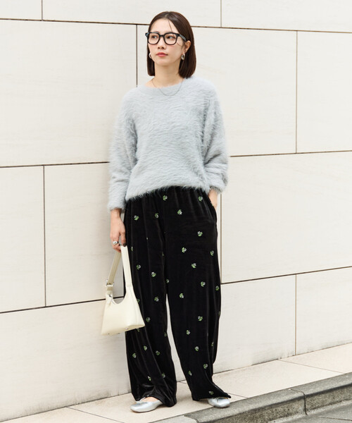限定展開 ベロア 花柄 刺繍 イージーパンツ（その他パンツ