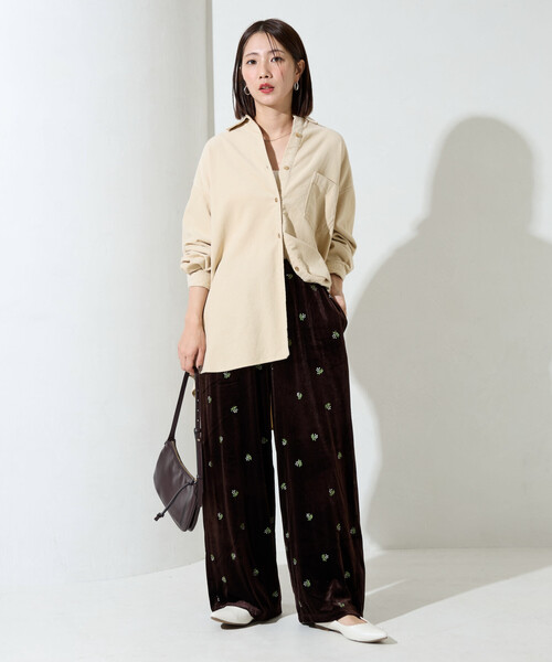 ♡ 出品 限定展開 ベロア 花柄 刺繍 イージーパンツ（その他パンツ