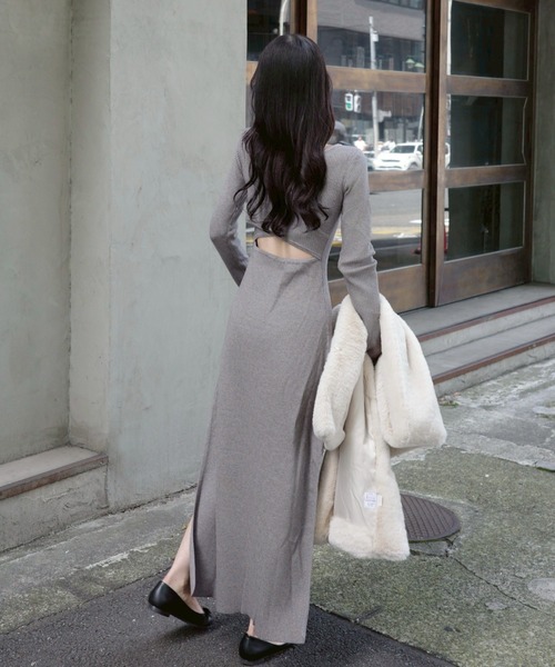 ACYM アシーム　ワンピース ACYM（アシーム）の「Multi tie volumy dress（ワンピース