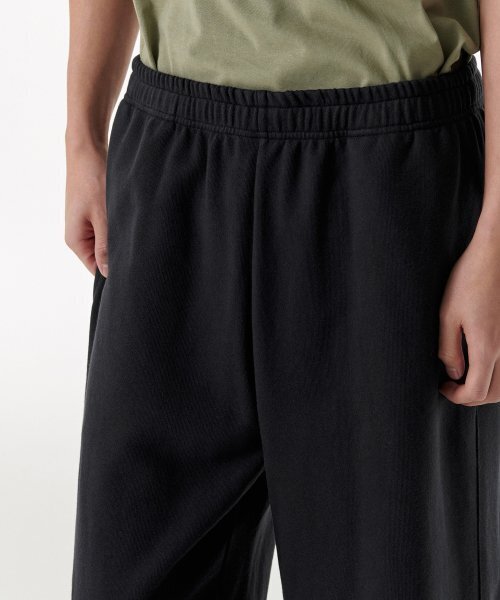 MUSINSA STANDARD（ムシンサスタンダード）の「スウェットパンツ[ダークグレー]（スウェットパンツ・メンズ・その他・SMALL/MEDIUM）」の3枚目の写真