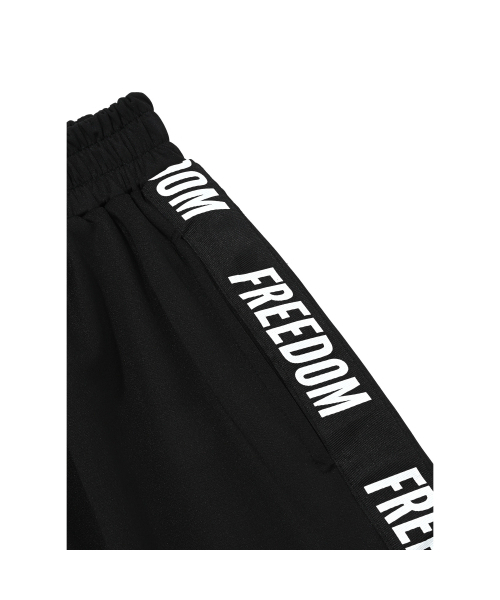 FREEDOM(フリーダム)の「フリーダムレタリングバミューダショーツ(ブラック/ホワイト)(その他パンツ・メンズ・その他・X-LARGE/2XL/3XL/4XL/LARGE)」の4枚目の写真
