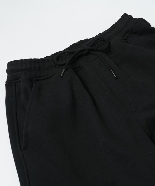 FRIZMWORKS(フリズムワークス)の「CARPENTER CARGO SWEAT PANTS _ BLACK(その他パンツ・メンズ・その他・MEDIUM/LARGE/X-LARGE)」の3枚目の写真