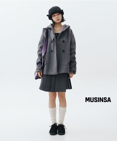 Miseki SEOUL（ミセキソウル）の「Wabi origami pleats midi skirt DARK GREY（スカート・レディース・その他・1/2）」の5枚目の写真