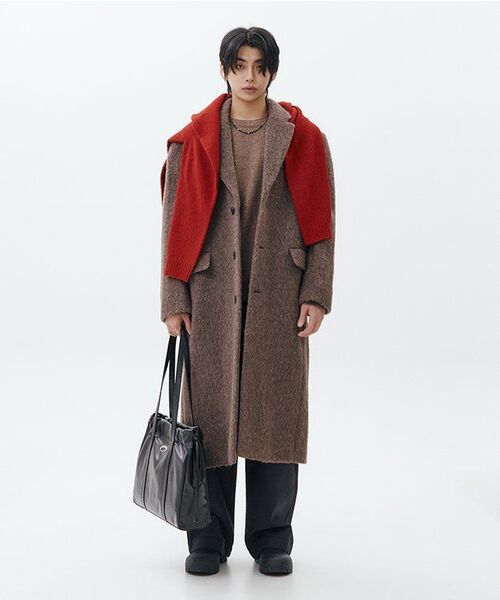 MUSINSA STANDARD（ムシンサスタンダード）の「ヘアリーアルパカブレンドダディショルダーシングルロングコート[ブラウン]（チェスターコート・メンズ・その他・MEDIUM/LARGE/X-LARGE/XX-LARGE）」の9枚目の写真