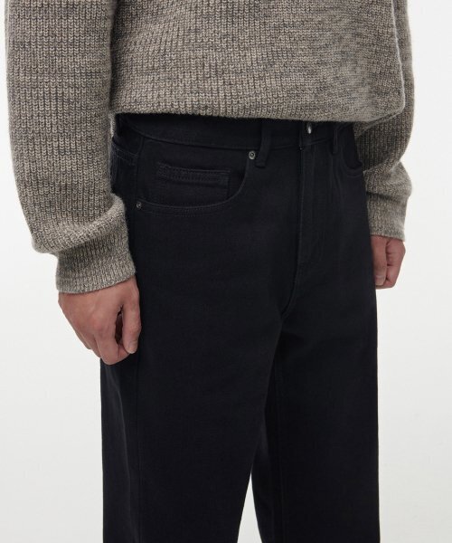MUSINSA STANDARD（ムシンサスタンダード）の「裏起毛ストレートデニムパンツ[ブラック]（デニムパンツ・メンズ・その他・31/33/26/27/28/29/38/42/36/34/32/30/40）」の4枚目の写真