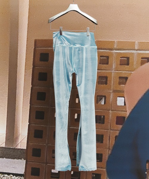 kotohayokozawa（コトハヨコザワ）の「FLEX VELVET ZIPPER LEGGINGS（その他パンツ・レディース・ライトブルー/ネイビー・M）」の4枚目の写真