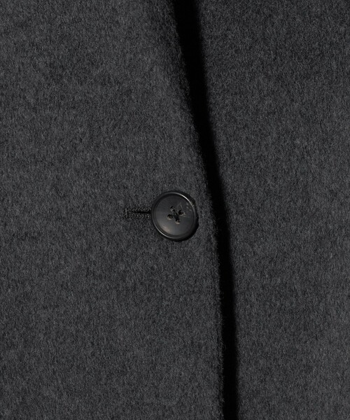 UNITED ARROWS(ユナイテッドアローズ)の「リバー テーラードコート(チェスターコート・レディース・ベージュ/ダークグレー/その他1・38/36)」の15枚目の写真