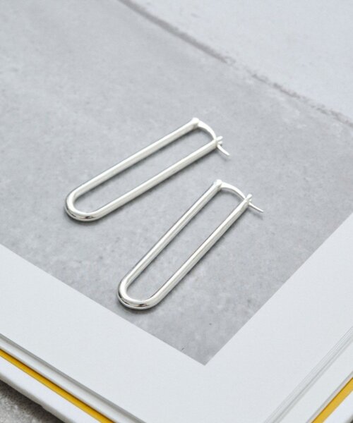 LOUNGEDRESS（ラウンジドレス）の「【GALENA/ガレナ】オーバルフープピアス（ピアス（両耳用）・レディース・シルバー/ゴールド・FREE）」の3枚目の写真