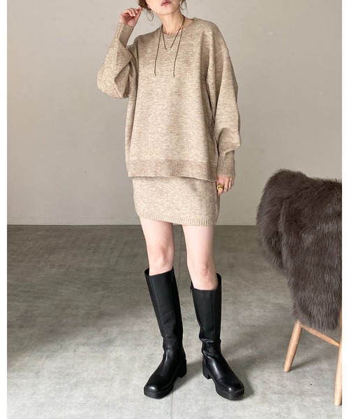 She's Closet(シーズクローゼット)の「ボリュームスリーブ長袖オーバーサイズニット&ミニスカートセットアップ(セットアップ・レディース・ブラウン/ベージュ/グレー/ブラック・FREE)」の11枚目の写真