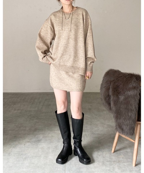She's Closet(シーズクローゼット)の「ボリュームスリーブ長袖オーバーサイズニット&ミニスカートセットアップ(セットアップ・レディース・ブラウン/ベージュ/グレー/ブラック・FREE)」の12枚目の写真