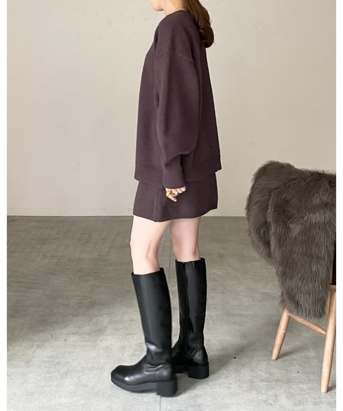 She's Closet(シーズクローゼット)の「ボリュームスリーブ長袖オーバーサイズニット&ミニスカートセットアップ(セットアップ・レディース・ブラウン/ベージュ/グレー/ブラック・FREE)」の17枚目の写真