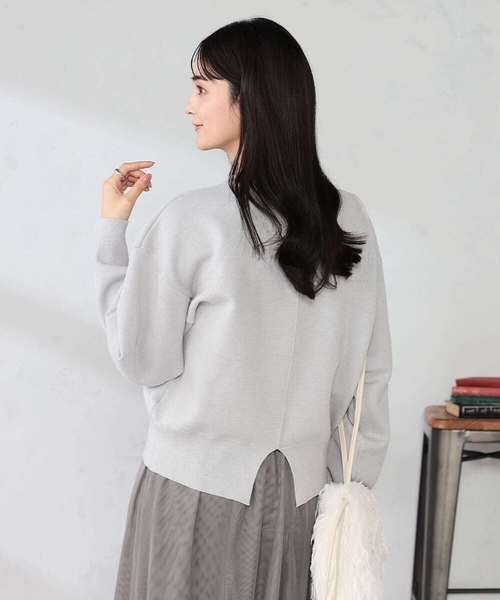 a.v.v(アーヴェヴェ)の「クロップドスウェットライクニット(ニット/セーター・レディース・ピンク/グリーン/ライトグレー・38/40)」の15枚目の写真