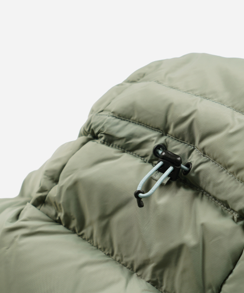 FRIZMWORKS(フリズムワークス)の「ALTAVIA DOWN PARKA _ LIGHT OLIVE(ダウンジャケット/コート・メンズ・その他・SMALL/MEDIUM/LARGE/X-LARGE)」の8枚目の写真
