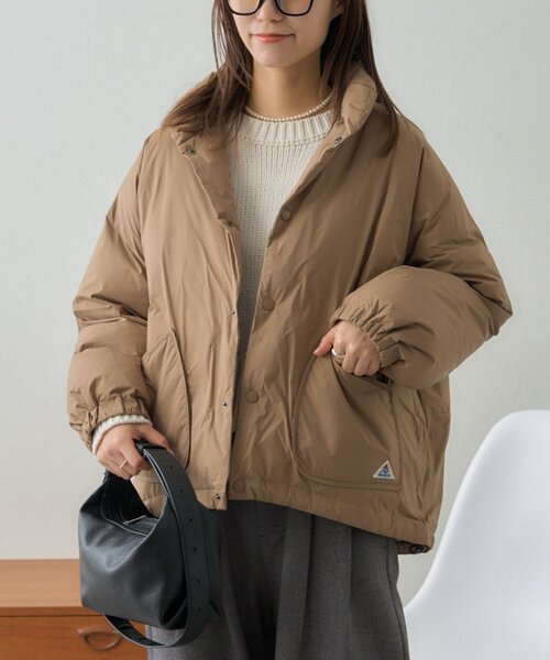 GEVACO（ゲバコ）の「【GEVACO】ノンステッチミドル中綿ジャケット（ダウンジャケット/コート・レディース・ベージュ/イエロー/ブラック・SMALL/MEDIUM/LARGE）」の15枚目の写真