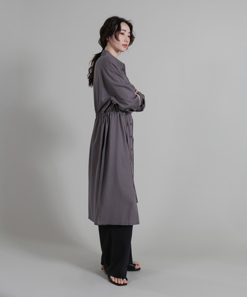 select MOCA Et(セレクトモカエト)の「【Et】Linen-blend Waist Drawstring Shirt Dress(シャツワンピース・レディース・ネイビー/ダークグレー・FREE)」の7枚目の写真