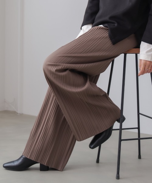 Bou Jeloud(ブージュルード)の「起毛プリーツパンツ(その他パンツ・レディース・ベージュ/A/ブラック/ブラウン・M)」の3枚目の写真