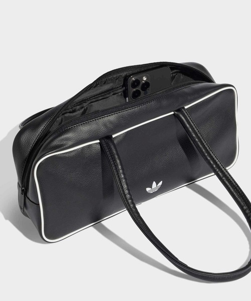 adidas（アディダス）の「アディカラー エロンゲイテッド エアライナーバッグ / アディダスオリジナルス adidas Originals（ショルダーバッグ・メンズ・ブラック・FREE）」の4枚目の写真